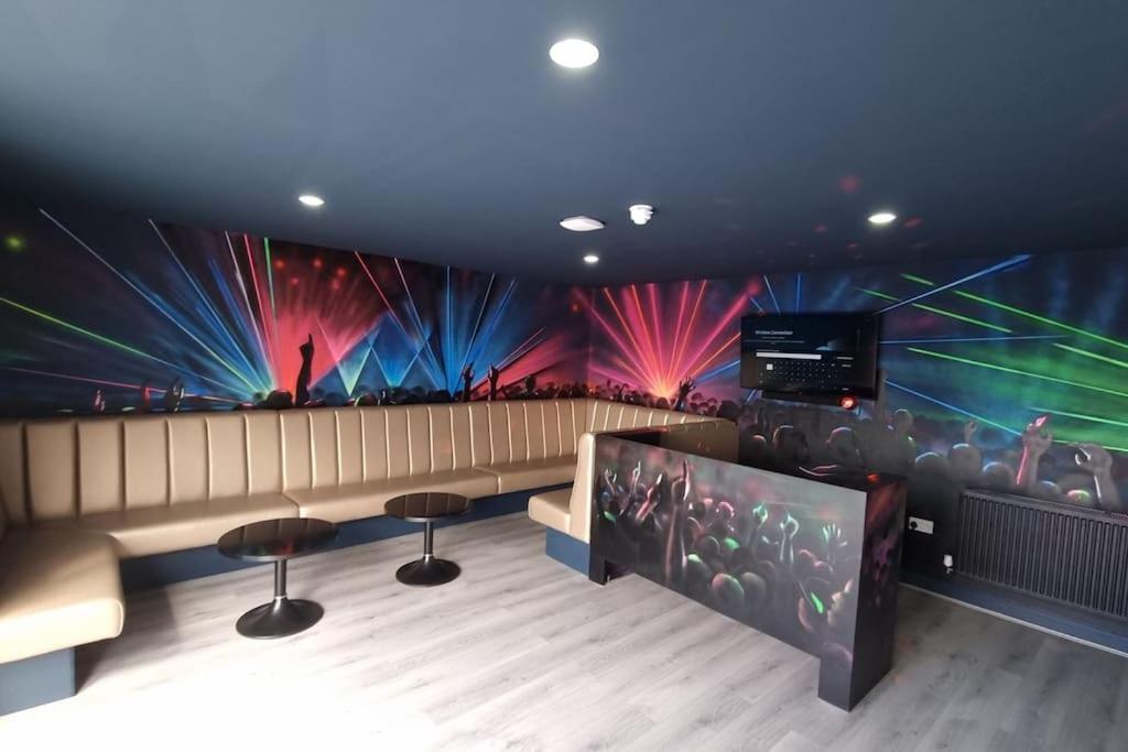 Penthouse Apartment, Sleeps 21 With Terrace Liverpool Kültér fotó