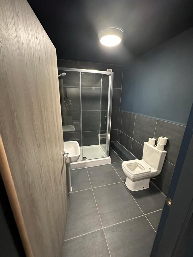 Penthouse Apartment, Sleeps 21 With Terrace Liverpool Kültér fotó