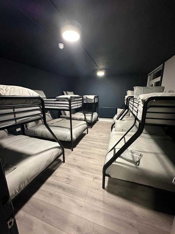 Penthouse Apartment, Sleeps 21 With Terrace Liverpool Kültér fotó