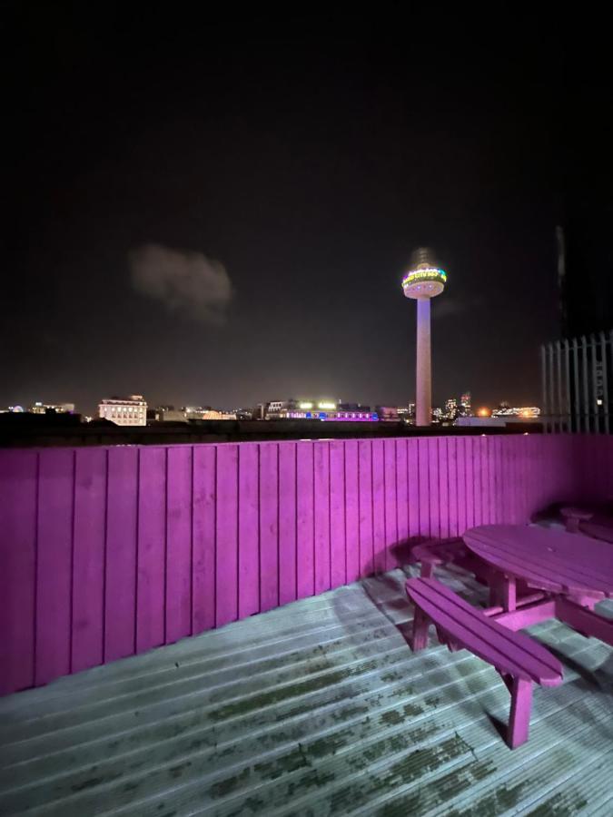 Penthouse Apartment, Sleeps 21 With Terrace Liverpool Kültér fotó
